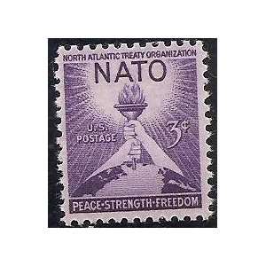  Stamps US NATO Torch of Liberty and Globe Sc 1008 MNH 