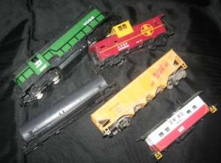 Ahm, Altas, Bachman, Life like HO Scale Model Train Cars & Locomotive 