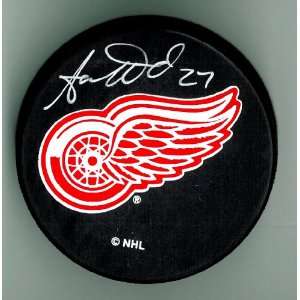  Aaron Ward Autographed Detroit Red Wings Hockey Puck #1 