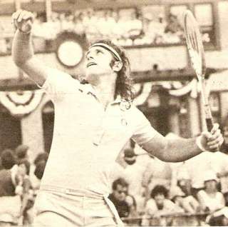TENNIS GUILLERMO VILAS GRAND PRIX CHAMPION ARG 1975  