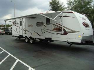 2010 LAREDO SUPER LITE SERIES 35FT~FULL OUTSIDE KICTHEN~BUNK ROOM~2 