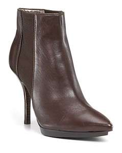 Calvin Klein Womens Ankle Boot Weslynn Waxy Leather E7225 Dark Brown 