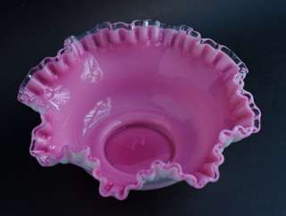 Fenton Peach Crest Bowl Unmarked Milk Glass Pink Clear Beautiful 