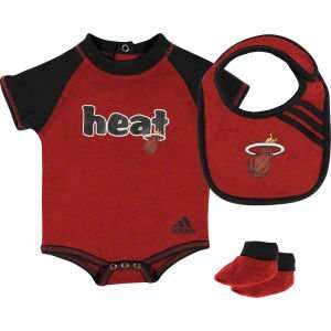  Miami Heat Outerstuff NBA Newborn Bodysuit Bib Bootie Set 