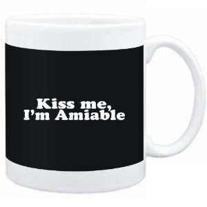    Mug Black  Kiss me, Im amiable  Adjetives