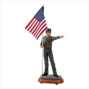 13 US AIR FORCE Pilot/Soldier w/ American FLAG Statue  