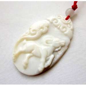  Natural Shell Chinese Zodiac Sheep Amulet Pendant Jewelry