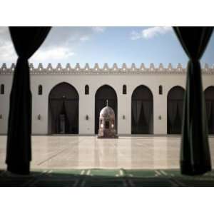  Mosque of Al Hakim, Cairo, Egypt, North Africa, Africa 