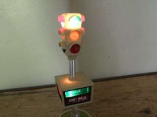 Marx Vintage Battery Operated Traffic Stop Light in good used working 