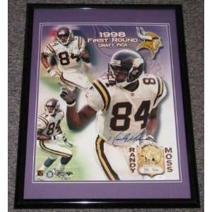  Randy Moss Autographed Picture   Vikings Rookie Framed 