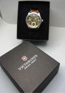 New Large $850 Victorinox Swiss Army Infantry Vintage Mechanical 