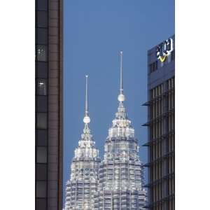  Petronas Towers, Kuala Lumpur, Malaysia by Ian Trower 