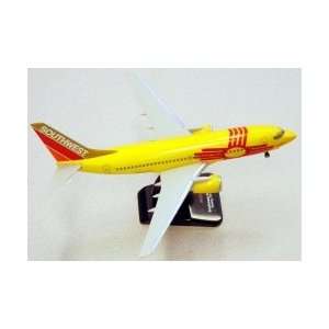   Hogan Wings 737 700 Southwest Airlines New Mexico Model Toys & Games