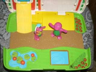 RETIRED BARNEY DOUBLE SIDED SCHOOL/FARM FOLD & GO PLAYSET WITH TWO 