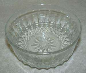 Vintage Arcoroc France Diamond Press/Cut Crystal Bowl 4 7/8 inch 