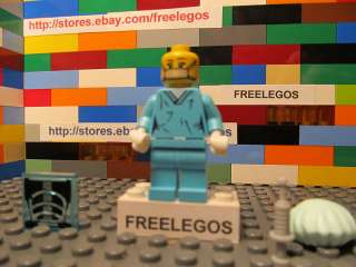 Lego SURGEON DOCTOR minifigure   series 6   NEW  