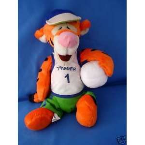   Disney Winnie the Pooh 11 Volleyball Tigger Doll MINT Toys & Games