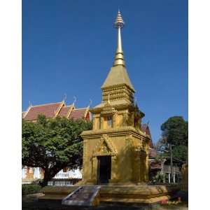  Wat Khong Chiam Memorial Chedi