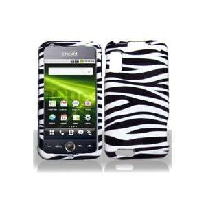  Motorola MB860 Atrix 4G Graphic Case   Black/White Zebra (Free 