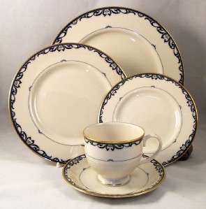Lenox LIBERTY 5 Piece placesetting GREAT CONDITION  