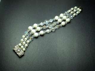 Vntg Fabulous 3 Str White Glass Beads&Crystals Bracelet  