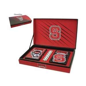   State Wolfpack Gift Box Set  playing Cards & Dice