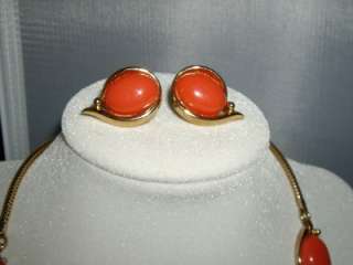 CROWN TRIFARI Faux Coral Cab Earrings & Necklace~SET  
