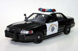 2007 FORD CROWN VICTORIA CHP POLICE BLK / WHT 1/24 NEW  