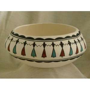 Pueblo Indian Tigua Friendship Bowl   7 wide  Kitchen 