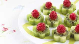 Kiwi and Raspberry Flowers   Fun fruit for a party