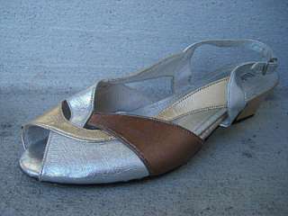 VTG 60s 70S HUSH PUPPIES Heels Sandals Silver Gold 8  