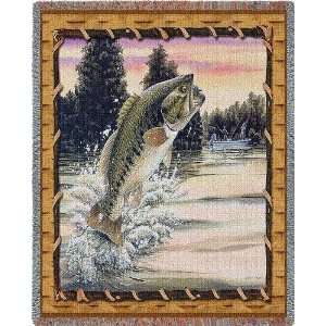  Big Mouth Bass Attack Tapestry Throw Blanket