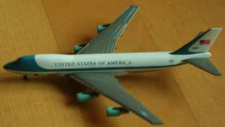 Herpa United States Boeing 747 200 Air Force One M1/500 in Baden 