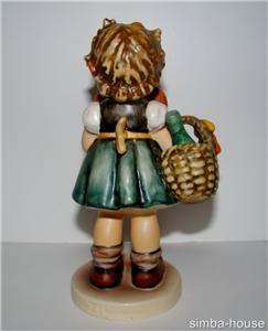 Hummel VALENTINE GIFT Girl Goebel Figurine #387 K1  