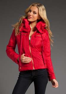 JUICY COUTURE Quilted Puffer Jacket with Oversized Collar in Red Hot 