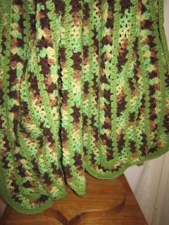 Handmade Crocheted Afghan    (variegated) / TEA LEAF green   NEW 