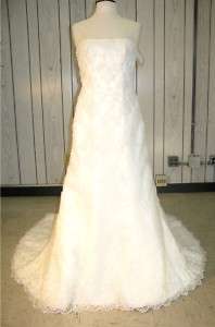 NWT PRIVATE LABEL WEDDING GOWN 8150 SIZE 14 H57  