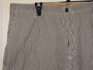 Mens IZOD SALTWATER CHINOS Striped Shorts Size 40W  