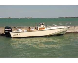 Boston whaler 25 outrage a Venezia    Annunci