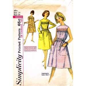   Pattern Womens Smocked Dress Size 14 Bust 34 Arts, Crafts & Sewing