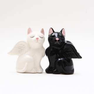   ANGEL CATS ATTRACTIVES CERAMIC MAGNETIC SALT PEPPER SHAKERS  
