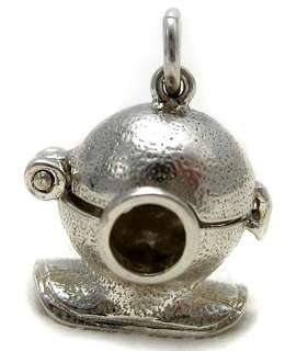 STERLING SILVER 925 DIVERS HELMET OPENS TO CRAB CHARM  