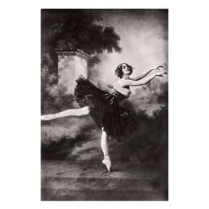  Anna Pavlova, Russian ballet dancer Premium Giclee Poster 