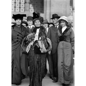  Miss Lucy Burns of C.U.W.S. Left, with Mrs. Emmeline Pankhurst 