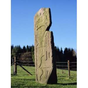  Maiden Stone with Pictish Symbols, Near Chapel of Garioch 