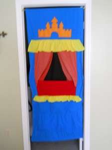Puppet Theater 6 Puppets EASY STORAGE child STAGE Great Gift PRINCESS 