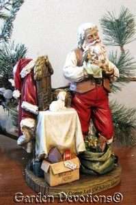 ST. NICK Setting Up Nativity Set SANTA ADORING BABY JESUS Figurine 