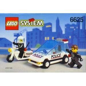  LEGO Classic Town Police Speed Trackers 6625 Toys & Games