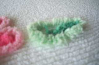 Pink Green & Yellow Daisies On Snow White Vintage Chenille Skirted 