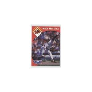  1995 Kenner Starting Lineup Cards #41   Mike Mussina 